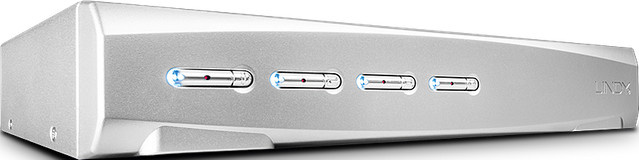 Lindy KVM Switch Pro 4 Port DVI-I Single Link mit USB 2.0 und Audio in Silber - Bild 1