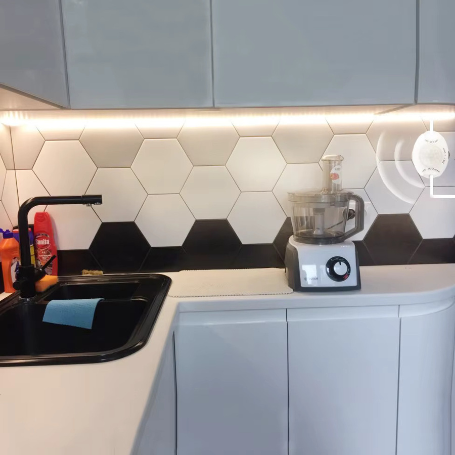 CHNAITEKE LED-Lichtschrank mit PIR-Bewegungsmelder und Nachtlicht, 12 V LED-Streifen für Küche, Schlafzimmer, Badezimmer und Treppe - Bild 4