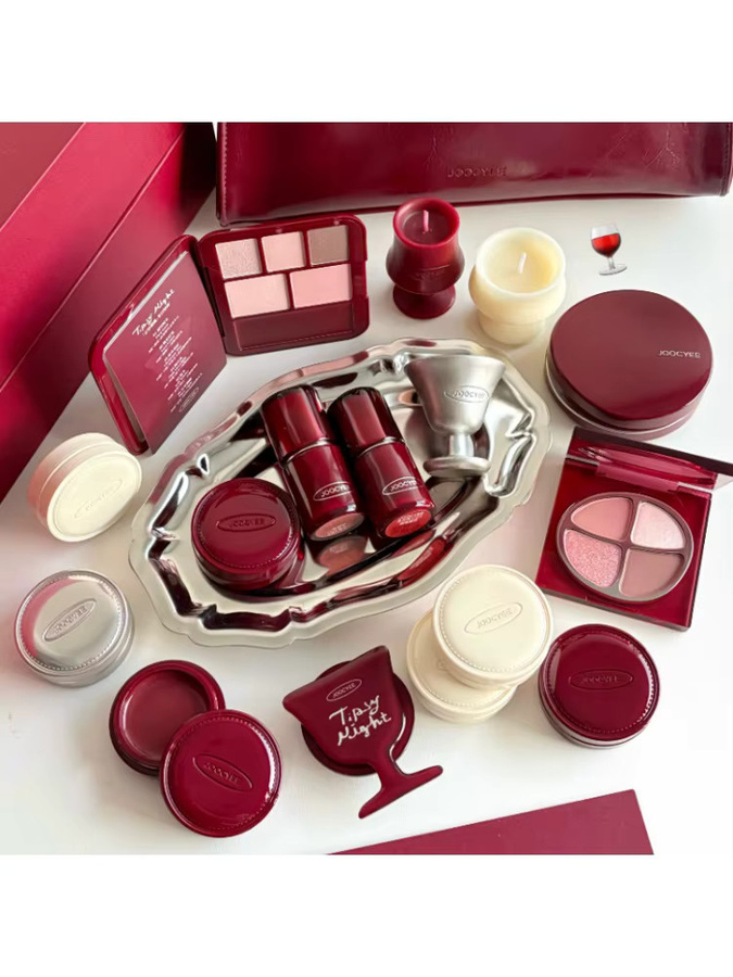 JOOCYEE Make-up-Geschenkset mit Lipgloss, Rouge, Lidschattenpalette und Kosmetiktasche - Bild 4