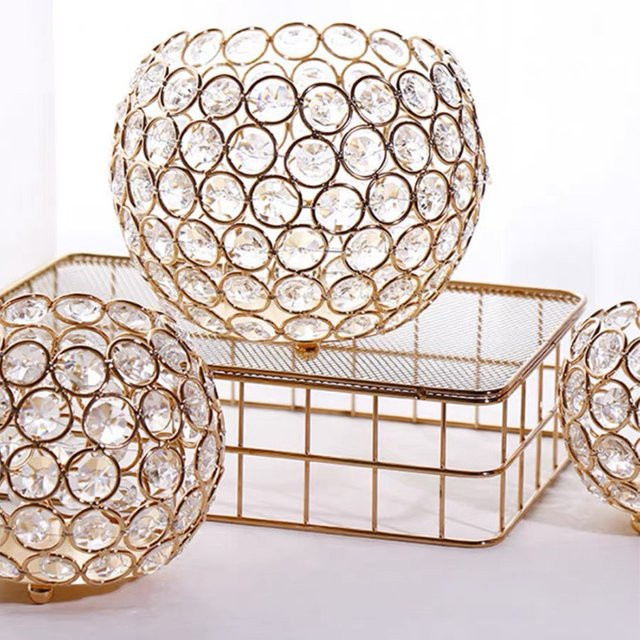 Goldener Kristall-Kerzenhalter in Herzform aus Metall und Glas für Tealight-Dekorationen bei Hochzeiten oder als Tischdekoration - Bild 1