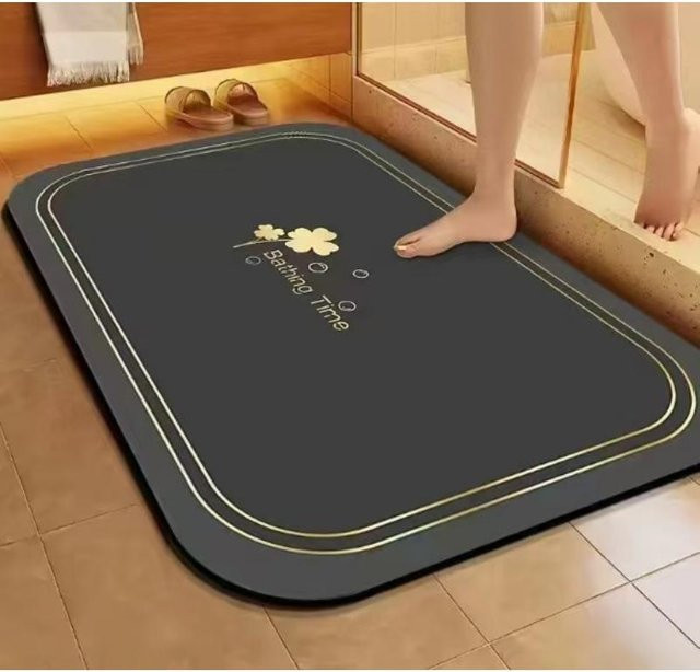 Schnelltrocknende Badezimmermatte aus Kieselgur von Yiran Furniture mit Vierblättriges Kleeblatt-Design, B/B: 40 x 60 cm - Bild 1