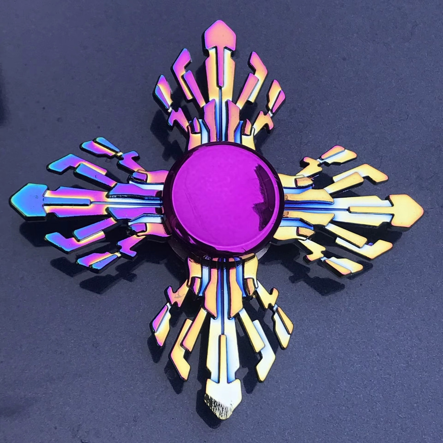 Fradoo Fidget Spinner aus Metalllegierung mit Regenbogen-Farbverlauf und R188 Stummem Lager zur Stressbewältigung für Kinder und Erwachsene in Multicolour - Bild 3