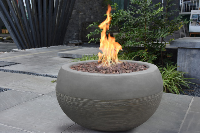 Elementi Gasfeuerstelle Marra in Beton-Optik aus Faserbeton, grau, B: 68 cm, T: 68 cm, H: 45 cm - Bild 1