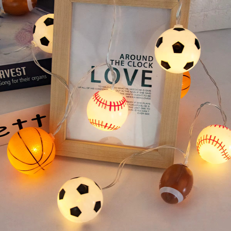 Joy-enlife LED Lichterkette mit Sportball-Motiven in Multicolour für Kindergeburtstage und Schlafzimmer-Dekoration - Bild 1