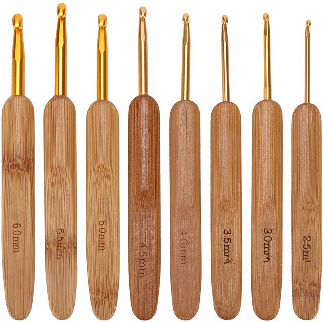 8-teiliges Häkelnadel-Set mit ergonomischen Bambusgriffen in Braun für Anfänger und Fortgeschrittene - Bild 1