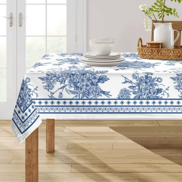 JMG Household Supplies Tischdecke mit blauem Blumenmuster aus Polyester, Waschbar, B/T: 140 x 140 cm - Bild 1