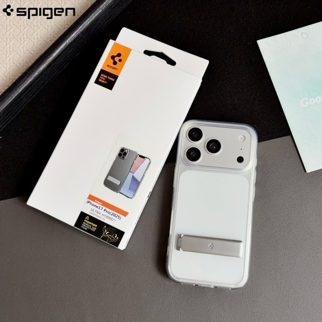 Spigen Ultra Hybrid Schutzhülle für iPhone in Transparent mit Klappständer und Schutzabdeckung - Bild 1
