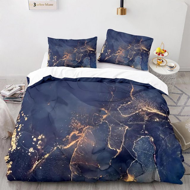 Bettwäsche-Set mit abstraktem Marmormuster von Binchi Outdoor Product in Weiß und Gold, bestehend aus Bettbezug und Kissenbezug aus Polyester, Breite: 260 cm, Höhe: 220 cm - Bild 1