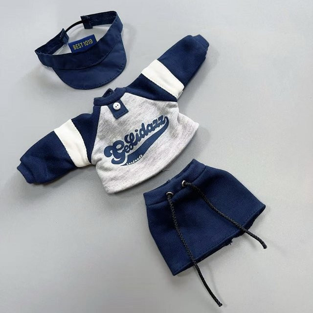 CANDY SISTER Puppenkleidung Anzug, Sportbekleidung, Zubehör - Bild 1