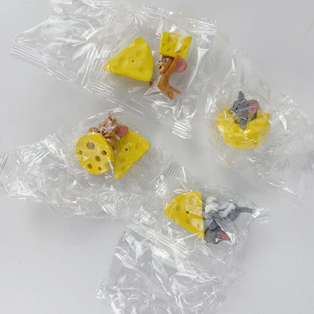MINISO Tom und Jerry Actionfigur, 4-teiliges Set, ab 14 Jahren - Bild 1