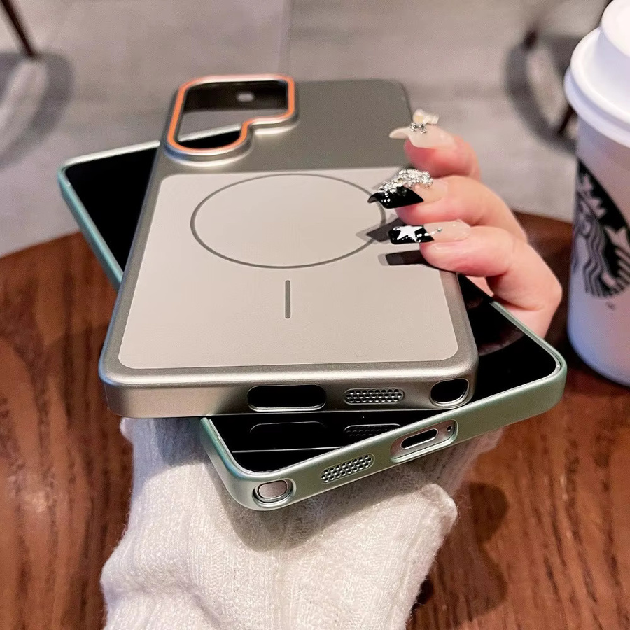 Magnetische Handyhülle mit mattiertem Metallic-Lack für Samsung Galaxy S26 Ultra S25 S24 S23 FE Plus in Orange mit MagSafe Kompatibilität für kabelloses Laden - Bild 2