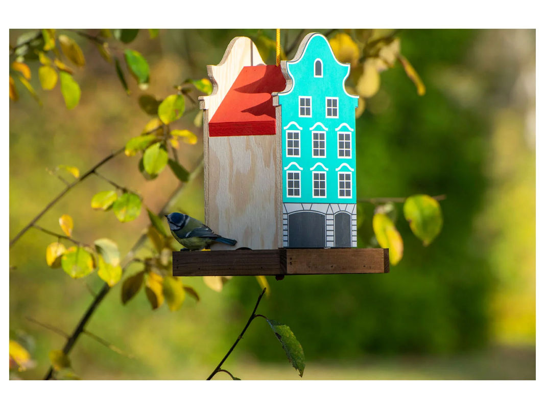 dobar Deko-Vogelhaus Münster aus Holz in Blau und Rot, Landhaus-Stil, B/T/H: 19 x 19 x 30 cm - Bild 3