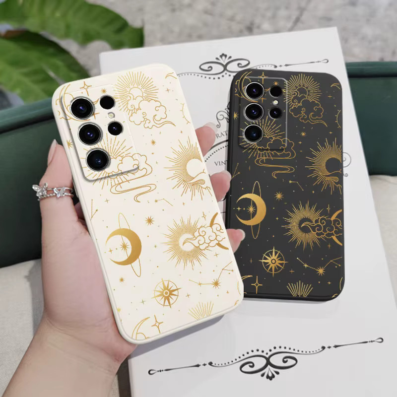 Goldene Silikonhülle mit Sternenhimmel-Design für Samsung Galaxy S26 Plus Ultra in Schwarz und Gold - Bild 2
