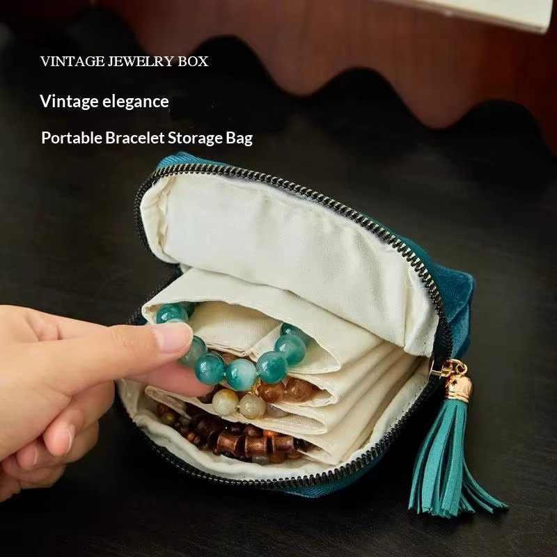 Velishy Schmuckaufbewahrungstasche aus Samt in Blau mit 5 Ebenen für Uhren, Armbänder, Ringe und Ohrringe als tragbare Reise-Schmuckbox - Bild 2