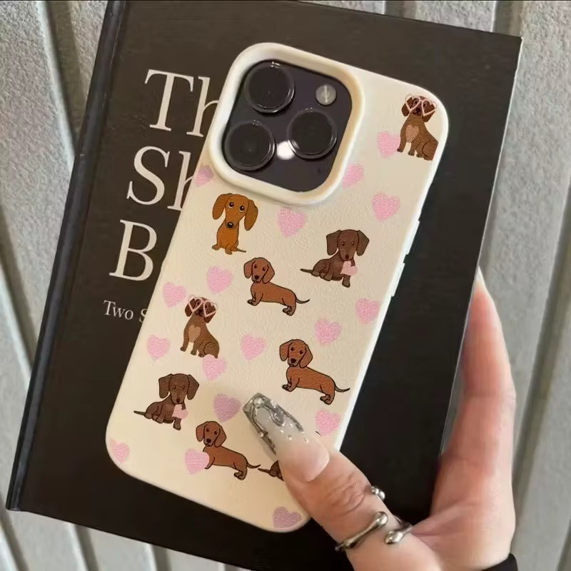 Weiche Handyhülle mit Dackel und Bär Muster für iPhone 16 Pro Max Air und weitere Modelle in Weiß - Bild 2