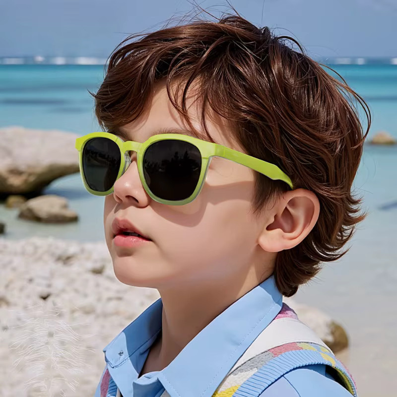 FLJMRAVER Kinder-Sonnenbrille, quadratisch, Vollrand, Kunststoff, polarisiert - Bild 2