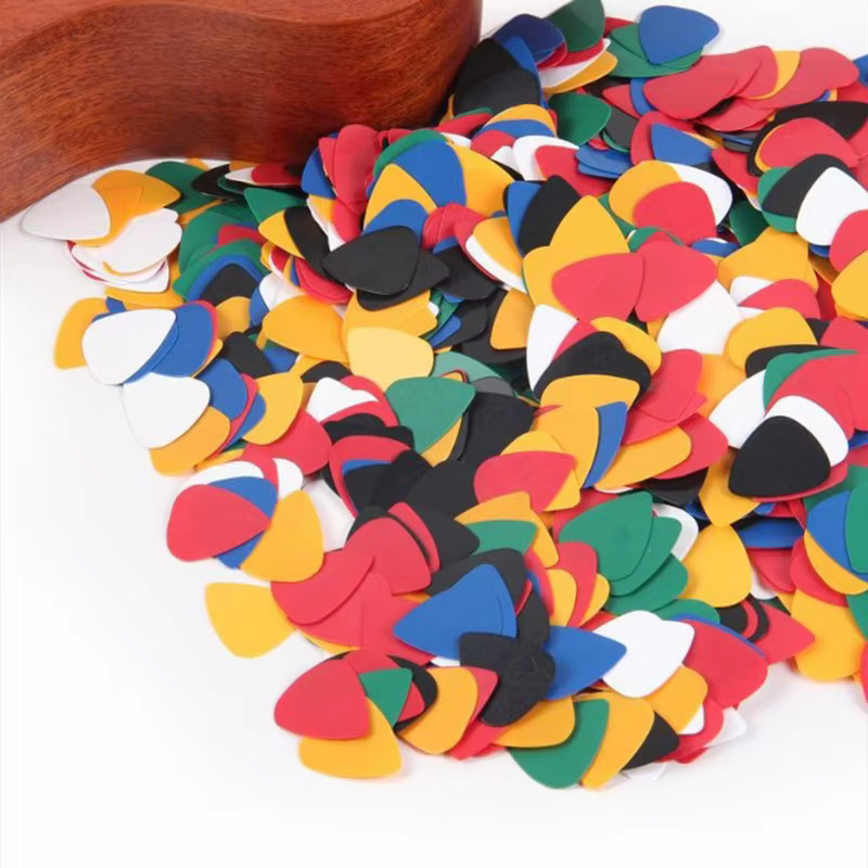 Gmarty Plektren Set aus ABS Kunststoff für Ukulele, Bass und E-Gitarre, 100 Stück, Multicolor - Bild 4