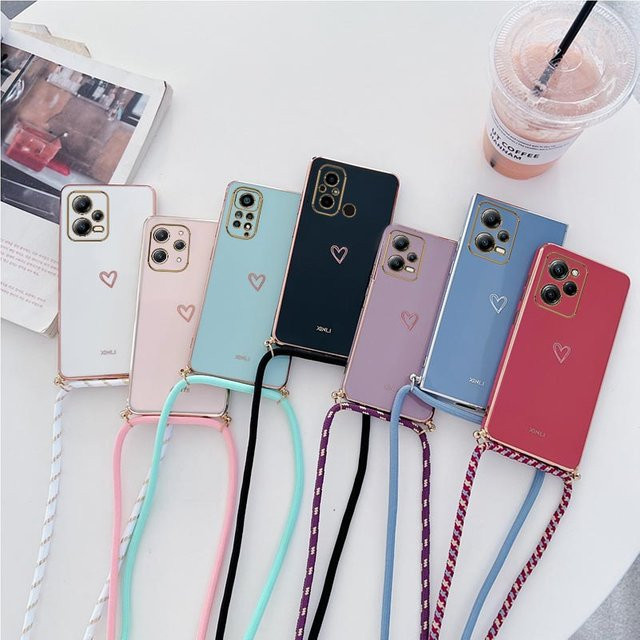 Xiaomi Handyhülle mit Herz-Design und Crossbody Lanyard Strap für Redmi Note 12 Pro Plus 4G 5G, Redmi 12C und Poco X5 Pro, Farbe: Lila/Mehrfarbig - Bild 1