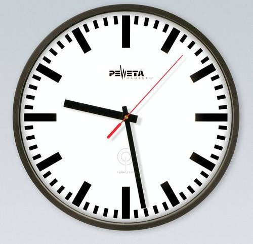 Peweta Funkuhr - Bild 1