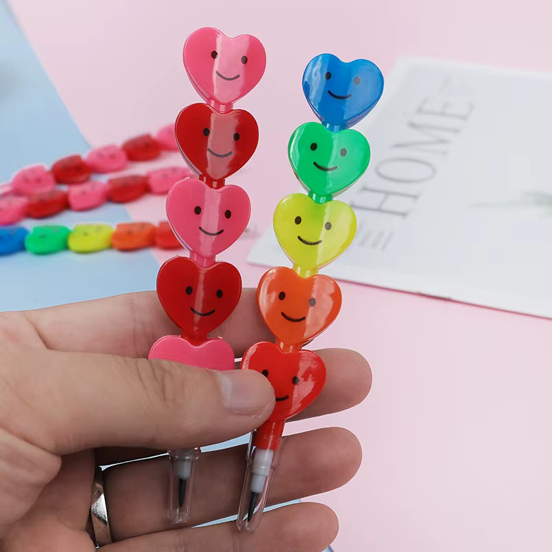 Set aus Malbleistiften mit Herz- und Lächeln-Motiven für Kinder in Mehrfarbig - Bild 3