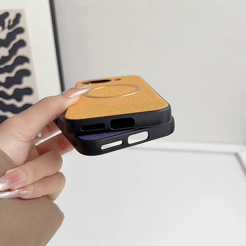 Offizielle Stoff-Leder-Magnethülle für Google Pixel 10 Pro XL 9 8 7 6 10 A in Schwarz mit MagSafe für kabelloses Laden - Bild 5