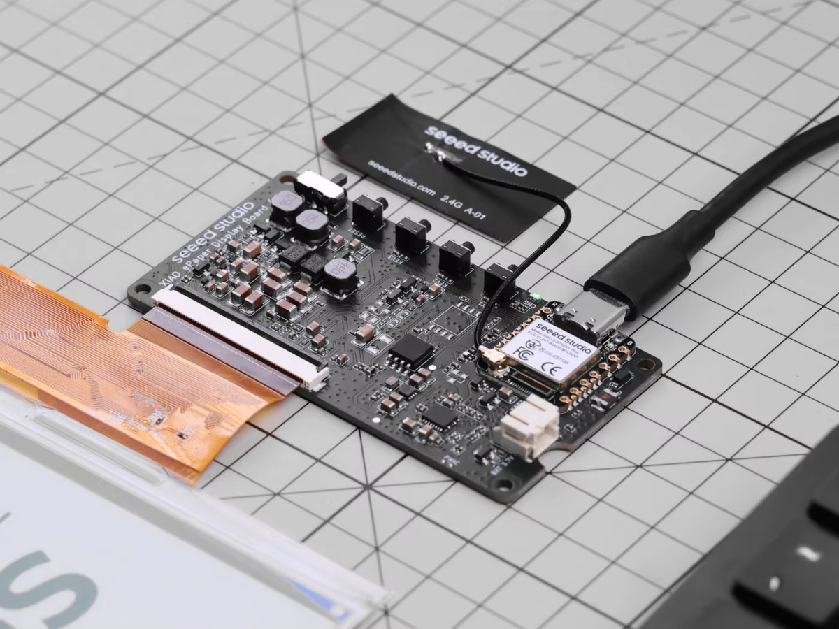 Seeed Studio Spectra 13,3 Zoll E-Ink E-Paper Display mit 6 Farben für Arduino XIAO und ESP32 S3 - Bild 2