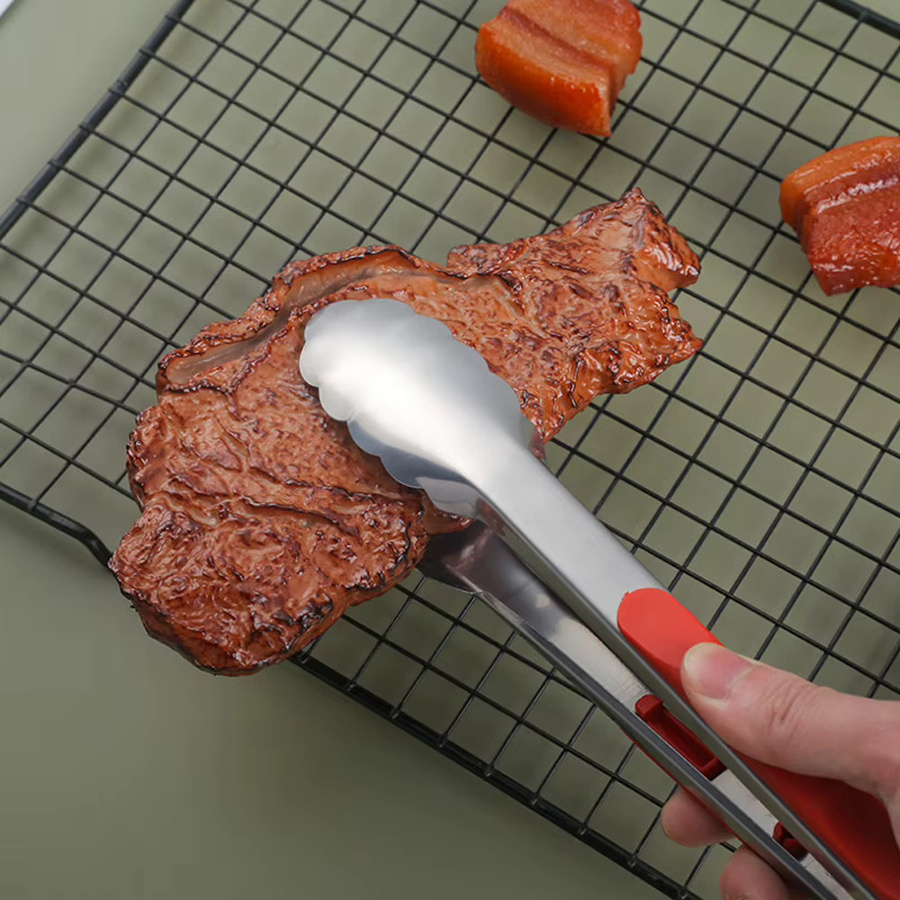 Rutschfeste Grillzange aus Edelstahl in Silber für Fleisch, Salat und Brot - Bild 4