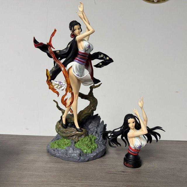 Fashnics One Piece Nico Robin Actionfigur, 38cm, schwarz, ab 14 Jahren - Bild 1