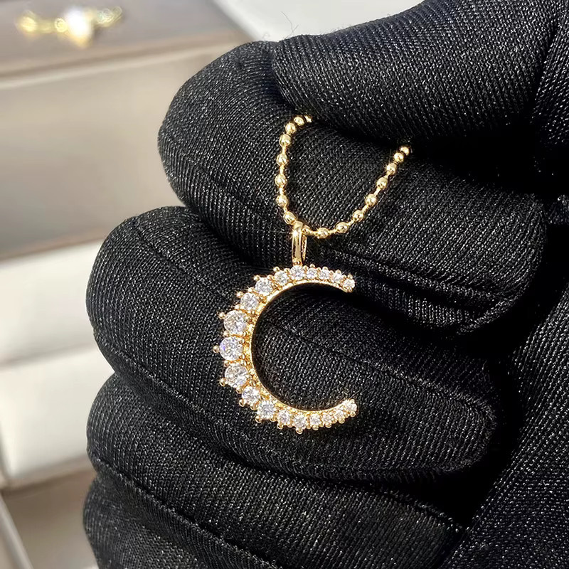 Huitan Fancy Halskette mit Mond-Anhänger, Gold, Zirkonia, Damen - Bild 2