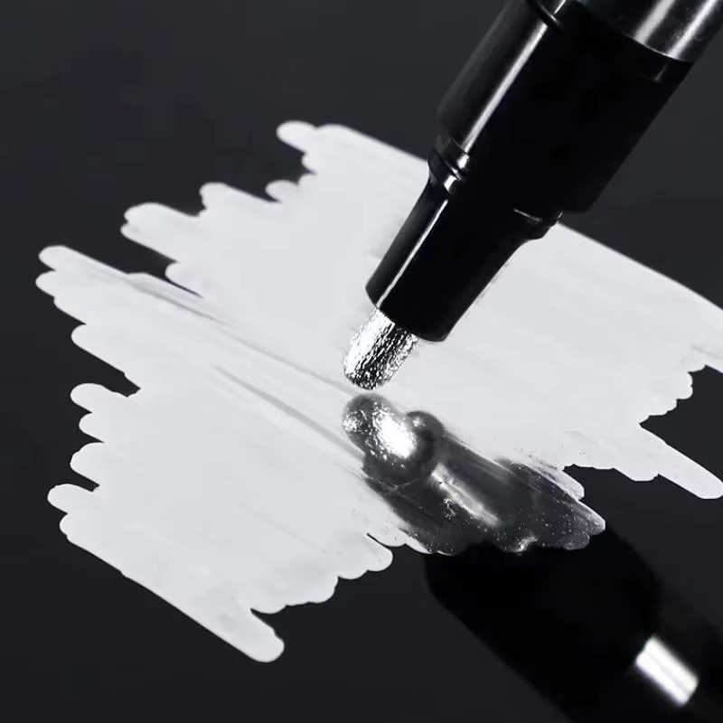 Permanenter Markierungsstift für Modellmalerei und Ausbesserungen mit 2 mm Spitze in Gold und Silber - Bild 3