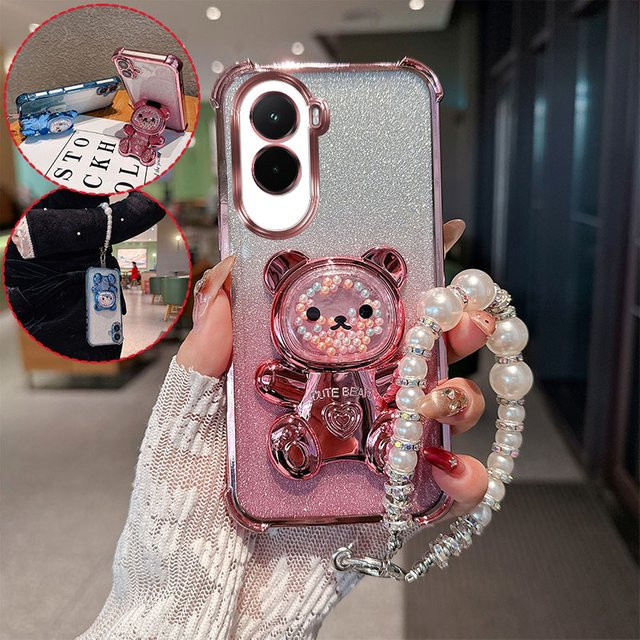 Stoßfeste Handyhülle mit Bären-Cartoon-Design, Glitzer-Effekt und Perlen-Lanyard für Xiaomi Poco M7 Plus, F7 und X7 Pro in Pink - Bild 1
