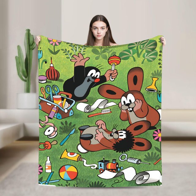 Weiche Flanell Überwurfdecke mit Krtek Maulwurf Motiv in Grün, B/B: 75 x 90 cm - Bild 1