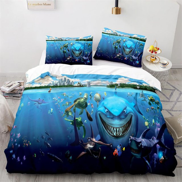 Bettwäscheset Unterwasserwelt von Binchi Fitness in Blau mit Hai und Korallen, 2-teilig aus Polyester, B/H: 200 x 230 cm - Bild 1