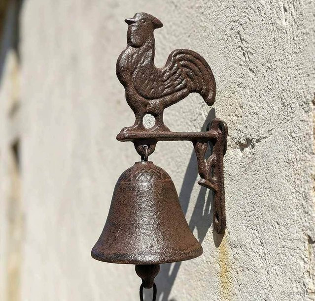 Rustikale Türglocke Hahn im Landhausstil aus Gusseisen in Braun - Bild 1