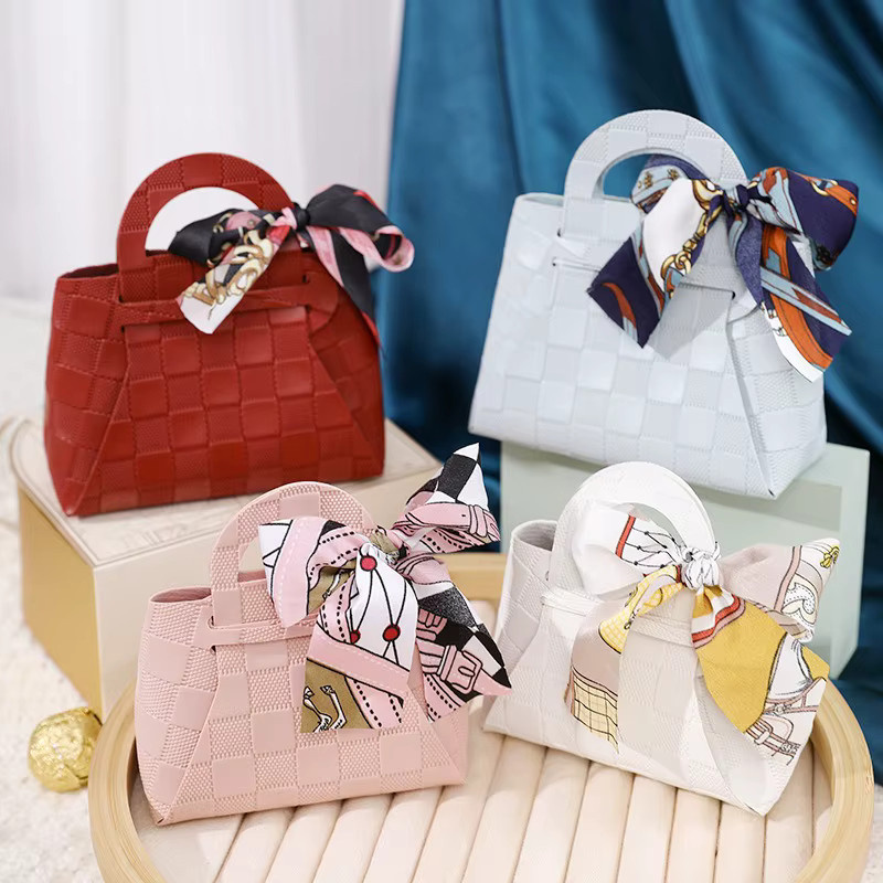10 Stück Leder Geschenktüten in Rosa als Mini-Handtaschen für Hochzeitsgastgeschenke und Süßigkeiten-Verpackung mit Band - Bild 3