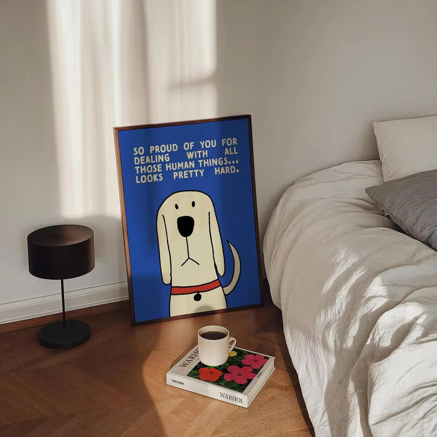 Moderne abstrakte Wandkunst mit Hundemotiv von SHENCHEN in Beige und Blau - Bild 1