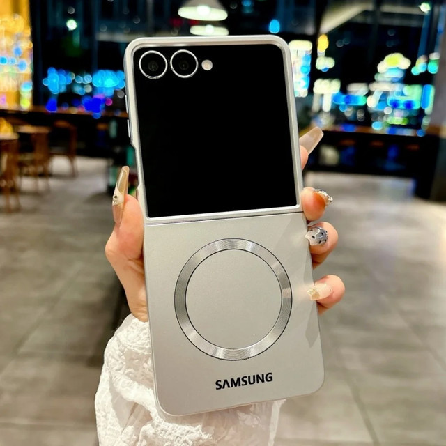 Flip 7 Ultra Magnetische Handyhülle für Samsung Z Flip 8 7 6 5 4 5G, Ultra Dünn und Kratzfest, Matte PC-Abdeckung, Farbe: Rot - Bild 1