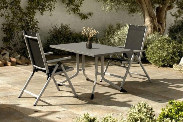 Kettler BasicPlus Pro Garten-Essgruppe KETTALUX in Anthrazit und Silber mit Tisch und 2 Klappstühlen aus Aluminium und Textilene, Tisch Breite: 140 cm, Tiefe: 95 cm - Bild 1