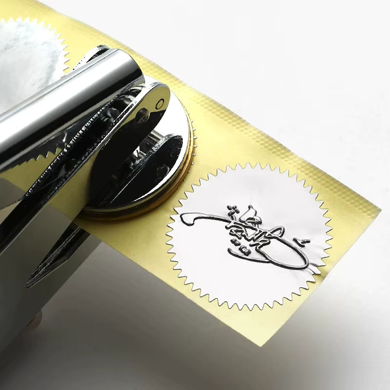 Personalisierter Buchpräger aus Metall mit 100 Stück Splitter-Aufklebern für deine Bibliothek - Bild 3