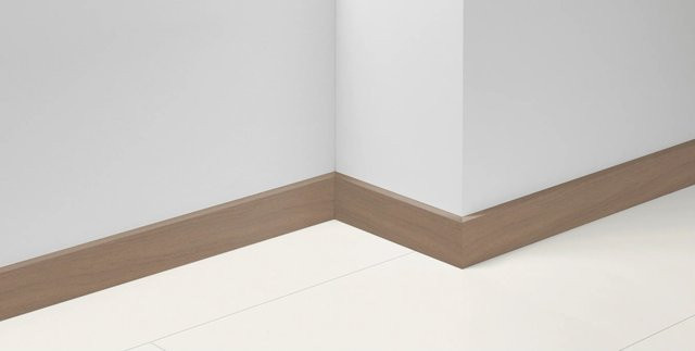 Parador Sockelleiste SL 18 Eiche E030 braun mit Kabelkanal, H x B x T: 70 x 17 x 2200 mm - Bild 1