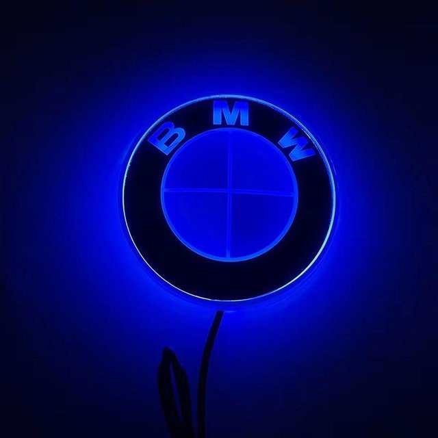 BMW LED Logo Emblem Set für E82 E90 E91 E92 E93 E60 E61 F10 F07 E39 E63 E64 F12 F13 F30 E87 F20 in Blau für vorne und hinten - Bild 1