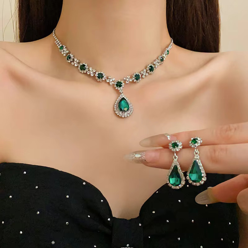DREJEW Schmuck-Set, Ohrringe und Halskette, Kristall, Silber, Damen - Bild 2