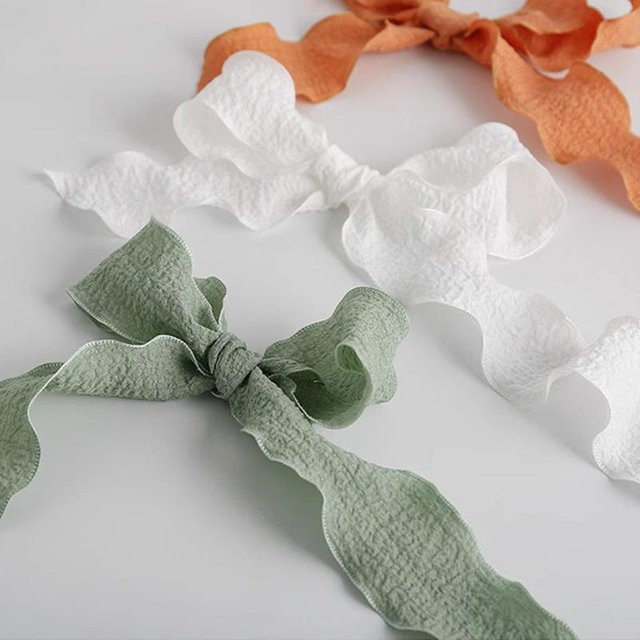 Gekräuseltes Spitzenband aus Stoff für DIY-Dekorationen und Blumenverpackungen, Breite: 4 cm, Länge: 9 m pro Rolle - Bild 1