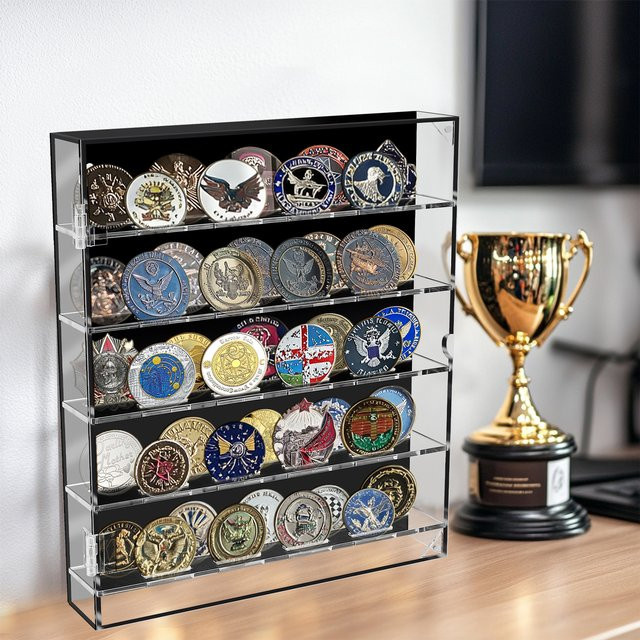 Fünfschichtiger Acryl-Präsentationsständer als transparenter Abzeichen-Organizer und Münzvitrine mit magnetischem Türdekor - Bild 1