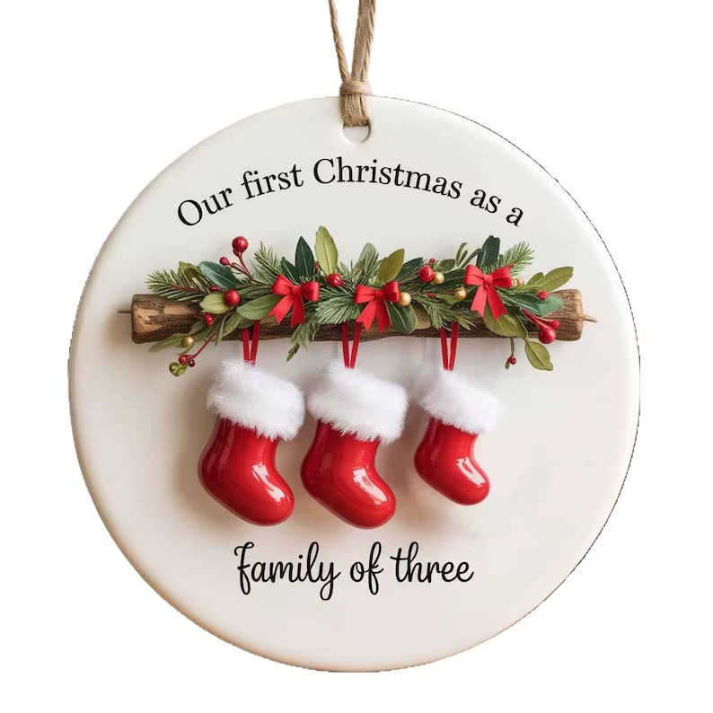 DUTRIEUX Keramik-Weihnachtsornament Familie von drei 2025 in Weiß zum Aufhängen für den Weihnachtsbaum - Bild 2
