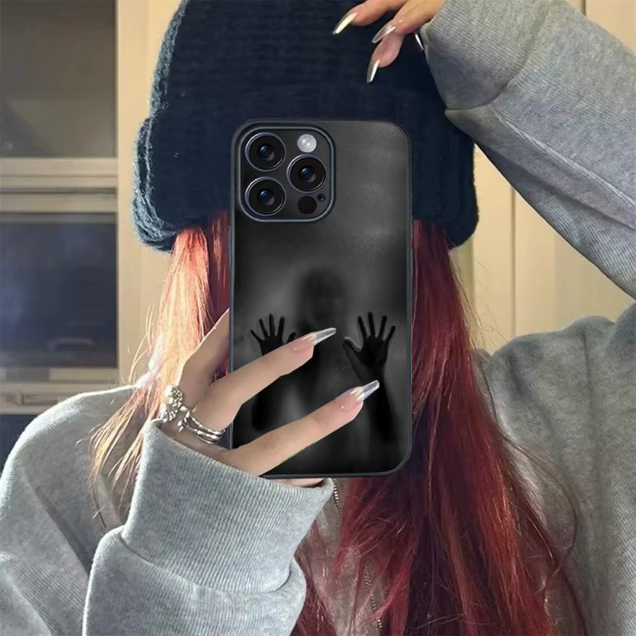 Apple iPhone Handyhülle mit Horror-Geist Motiv in Schwarz mit Satin-Glanz für iPhone 17 Pro Max, 16, 15, 14 und 13 mini - Bild 2