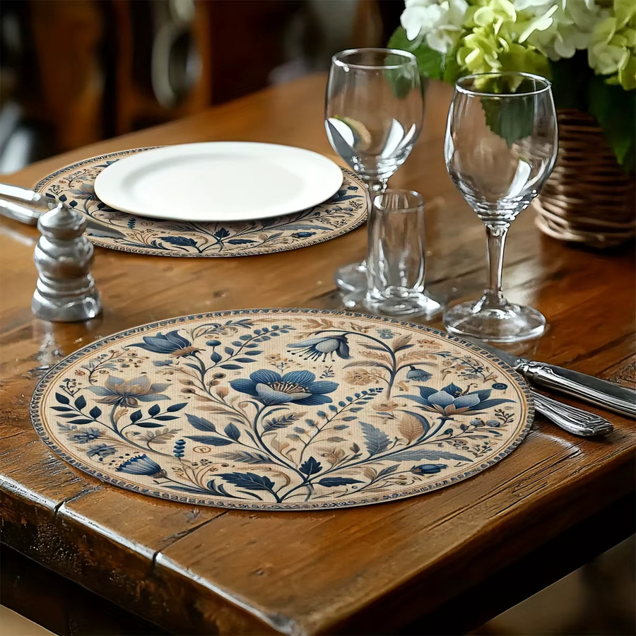 VIKAMA 4er Set runde Tischsets mit blau-weißem floralem Design für Esszimmer und Küche - Bild 3