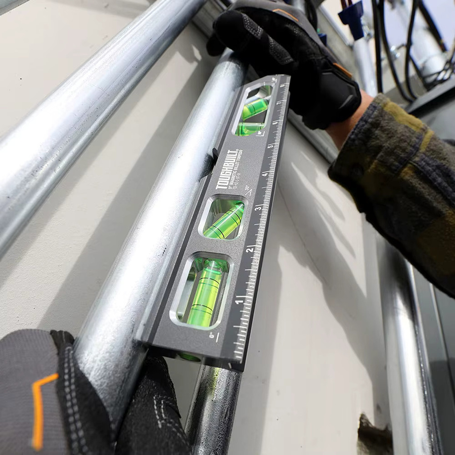 TOUGHBUILT Magnetische 9-Zoll-Torpedo-Wasserwaage aus Aluminium mit Präzisionsfläschchen - Bild 4