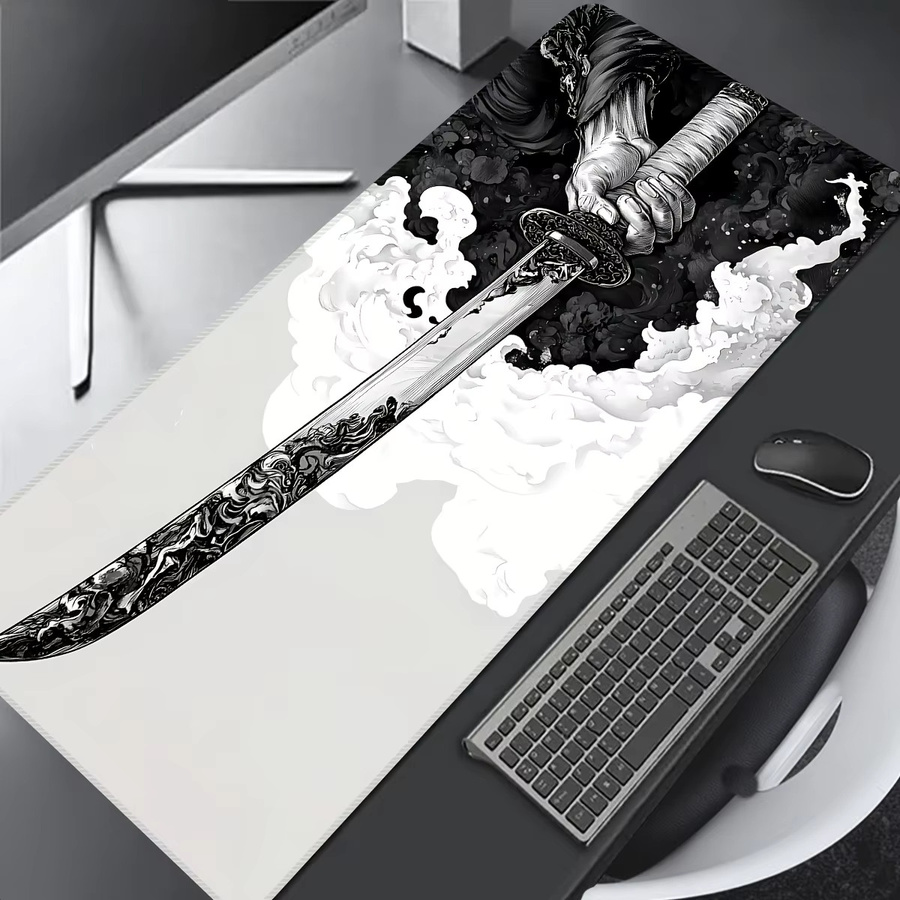 Extra großes Gaming-Mauspad mit schwarz-weißem Schwertdruck, rutschfeste Gummibasis und waschbare Schreibtischunterlage für PC und eSports in Schwarz-Weiß - Bild 3
