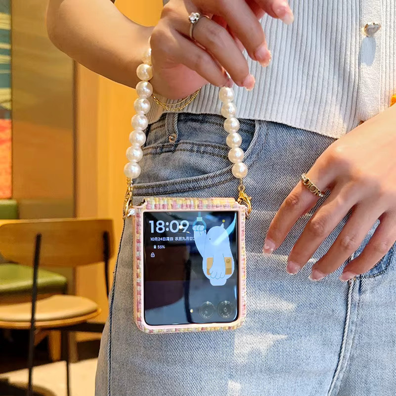 Geflochtene Handyhülle mit Scharnier und Perlen-Armband für Samsung Galaxy Z Flip 7, 6, 5, 4 in Grau und Mehrfarbig - Bild 2